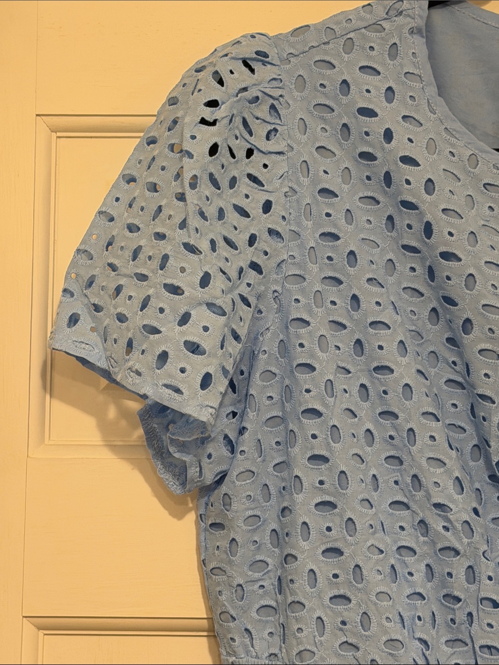 Light Blue Eyelet Mini Dress with Short Sleeves by Unknown Brand - Picture 3 of 8
